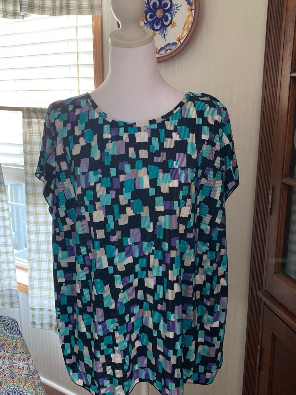 Dress Barn Short-Sleeve Abstract Geo Top in Teal, Navy & Cream
